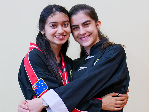girls-taekwondo